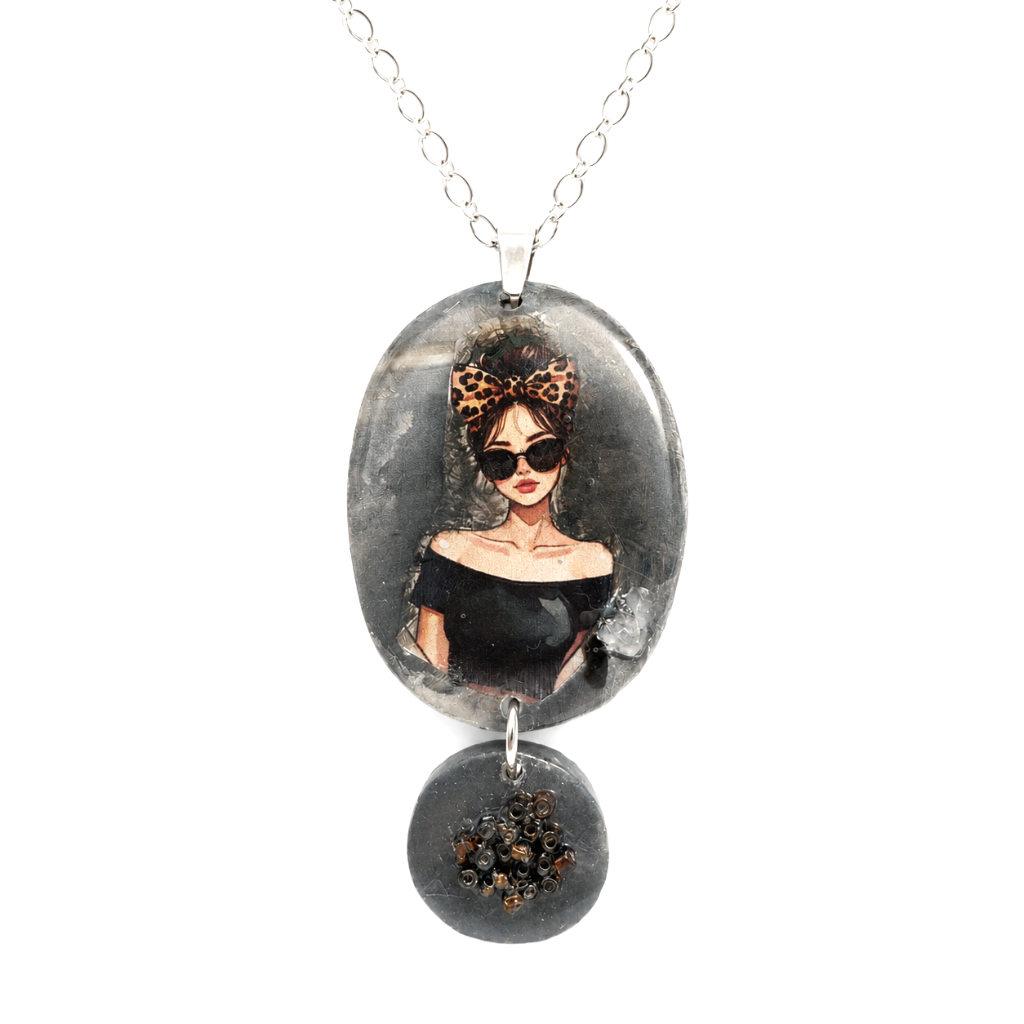 Fashion Pendant "The Girl with the Leopard Bow" (One of a Kind)