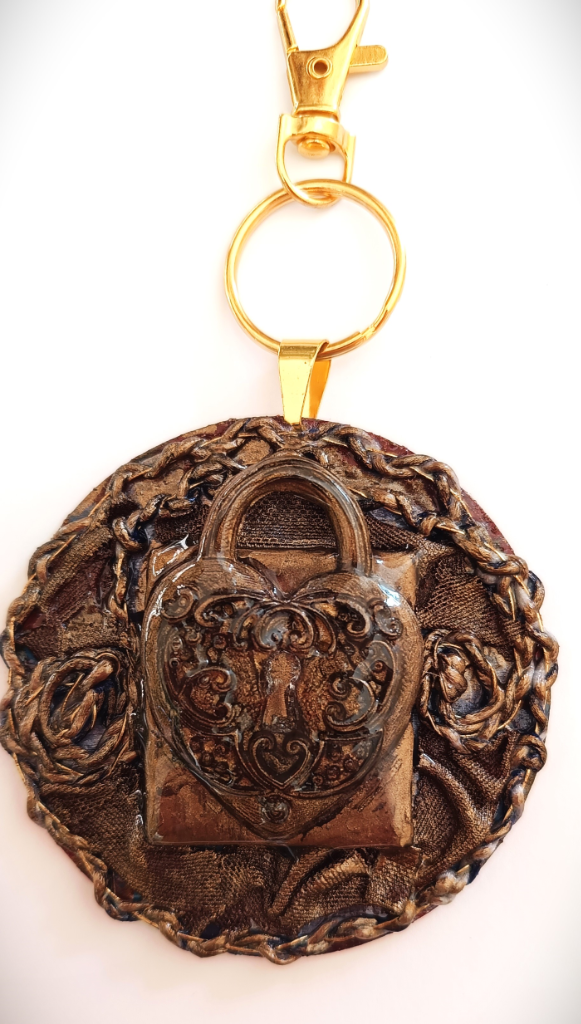 Χειροποίητο Bag Charm "The Keeper of Secrets" (One of a Kind) - 5