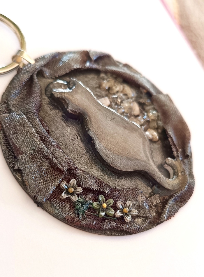 Χειροποίητο Bag Charm "Feline Reverie" (One of a Kind)