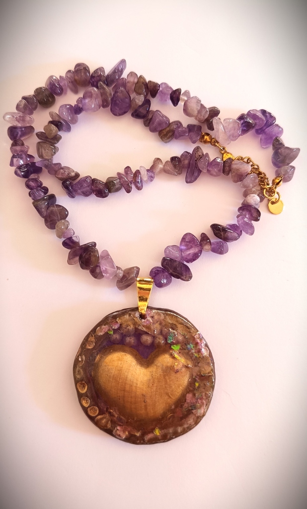 Χειροποίητο Μενταγιόν "Amethyra" (One of a Kind)
