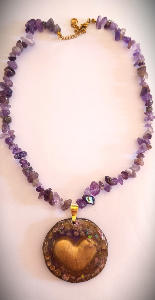 Χειροποίητο Μενταγιόν "Amethyra" (One of a Kind)
